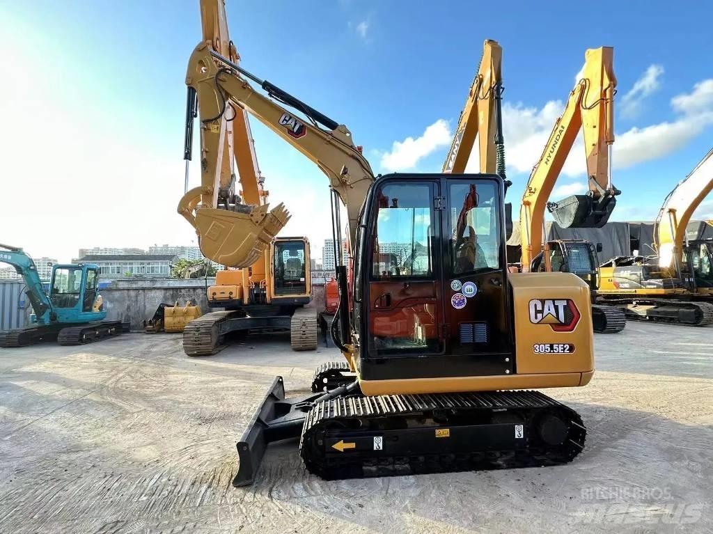 CAT 305.5E2 Гусеничні екскаватори