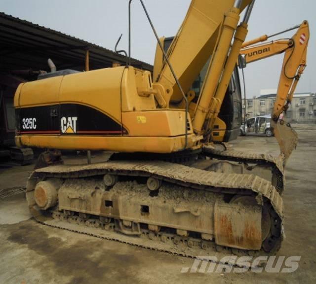 CAT 325 C Гусеничні екскаватори