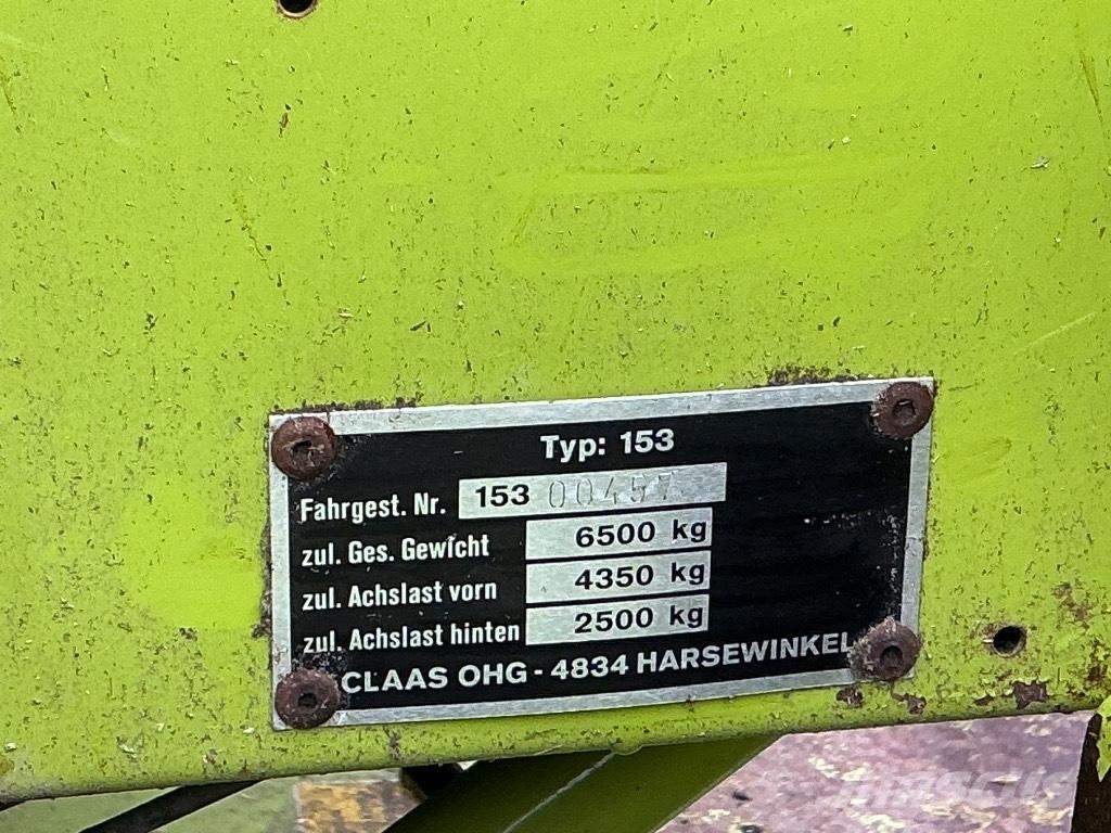 CLAAS 48 Зернозбиральні комбайни