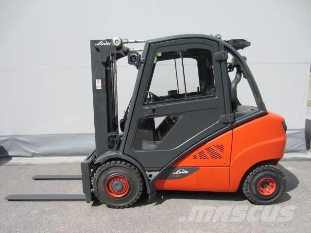 Linde H 30 D-03 Дизельні навантажувачі