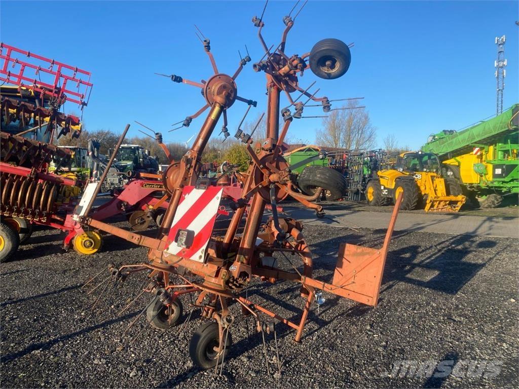 Kuhn Wender Граблі і сінозворушувачі