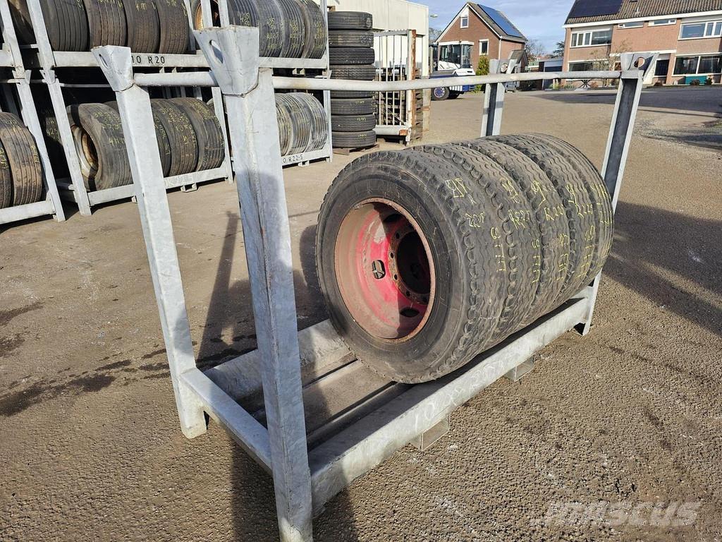 Uniroyal ENERGY Тентовані причепи