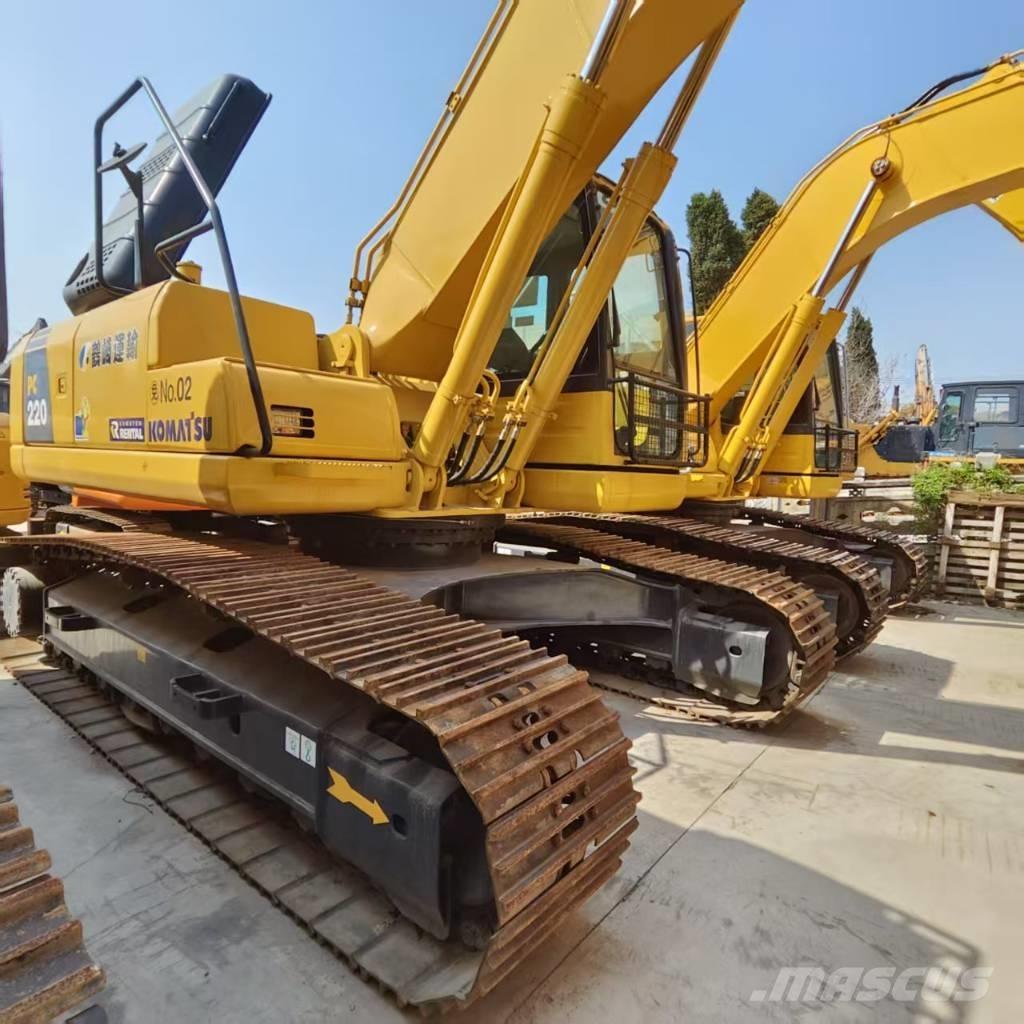 Komatsu PC 220 Гусеничні екскаватори
