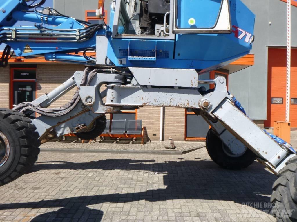 Menzi Muck A71 T2M Спеціальні екскаватори
