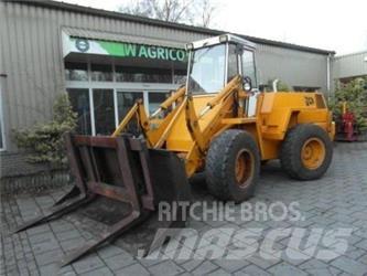 JCB 420 Фронтальні навантажувачі
