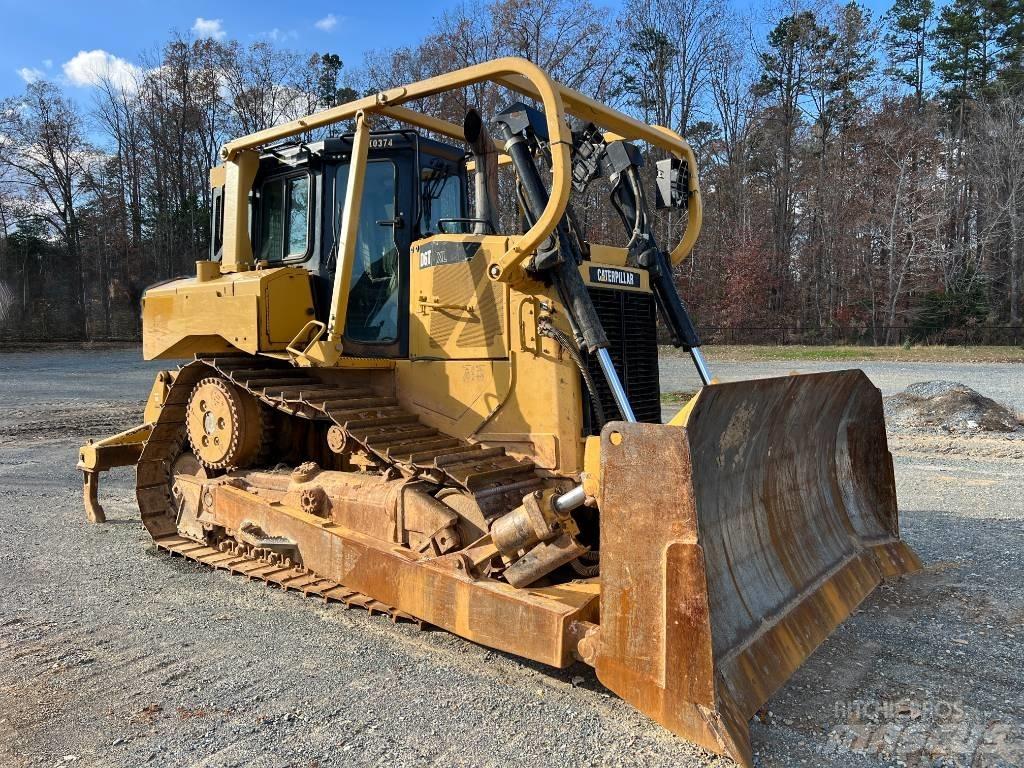 CAT D 6 T XL Гусеничні бульдозери