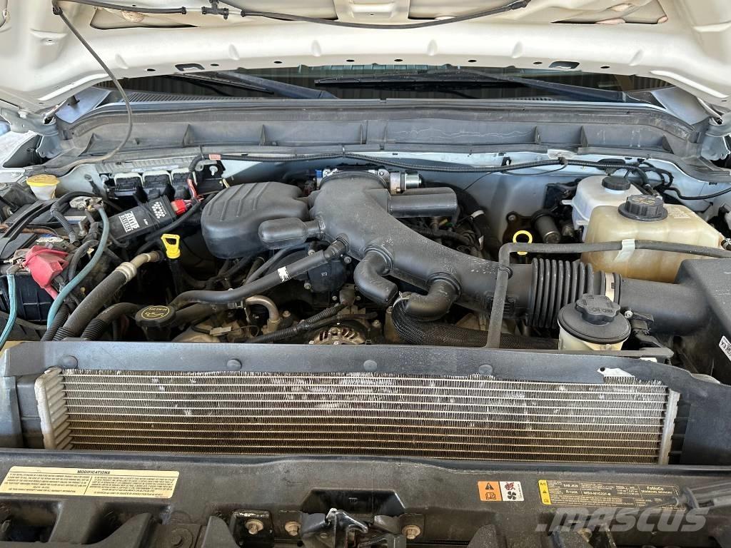 Ford F 550 Пікапи / Бічне розвантаження