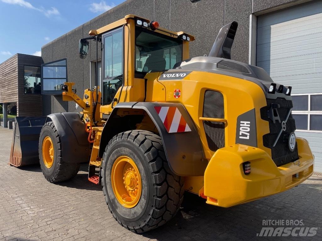 Volvo L70H Фронтальні навантажувачі