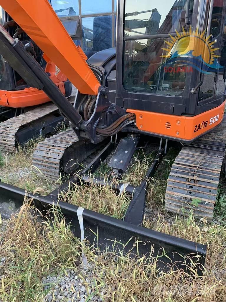 Hitachi ZX 50 U Міні-екскаватори < 7т