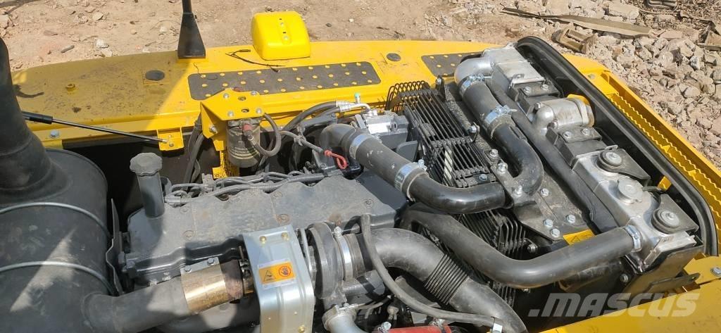 Komatsu pc200-8 Гусеничні екскаватори