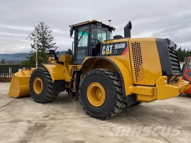 CAT 966 M Фронтальні навантажувачі