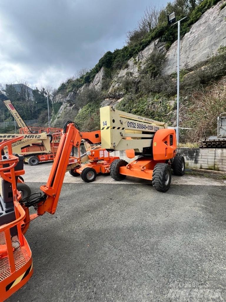 JLG AJ450 Колінчаті підйомники