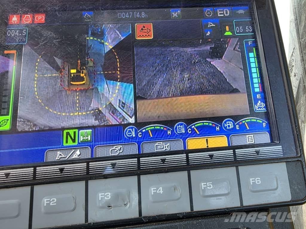 Komatsu PW 148-11 Гусеничні бульдозери