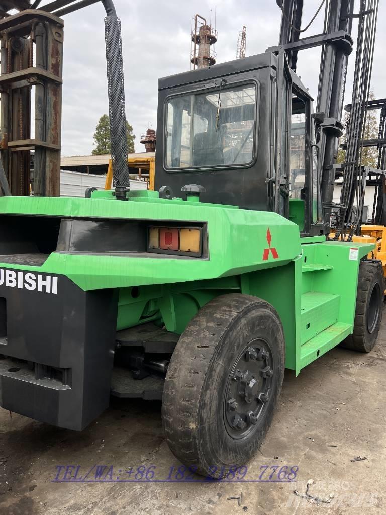 Mitsubishi FD150 Дизельні навантажувачі