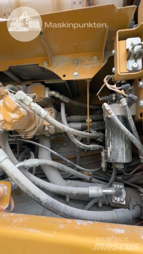 CAT 336 Гусеничні екскаватори