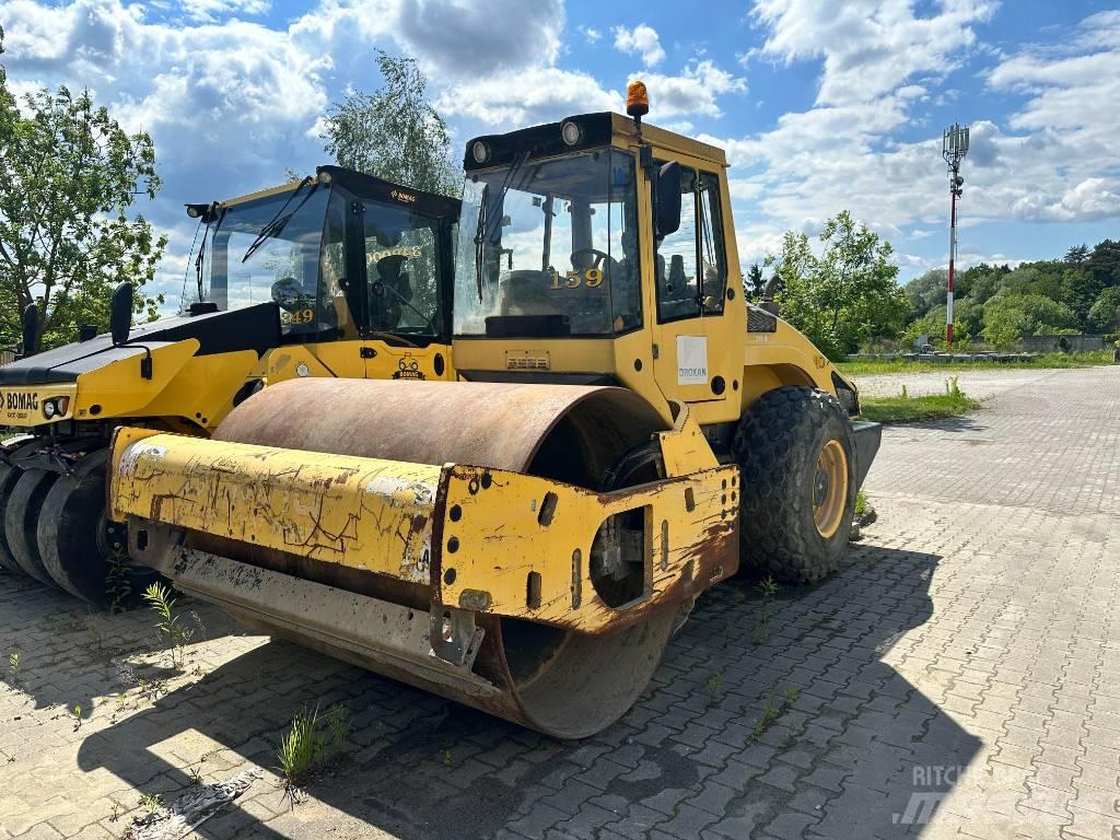 Bomag BW 211 D-4 Грунтові котки