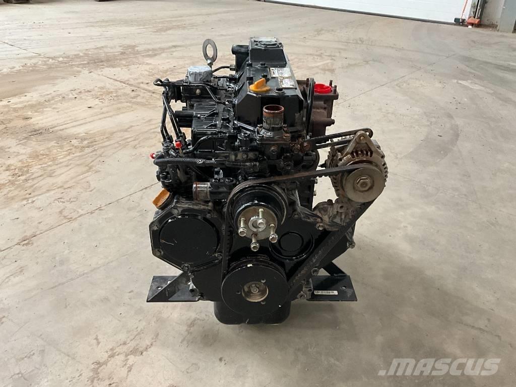 Yanmar 4TNV98 Двигуни