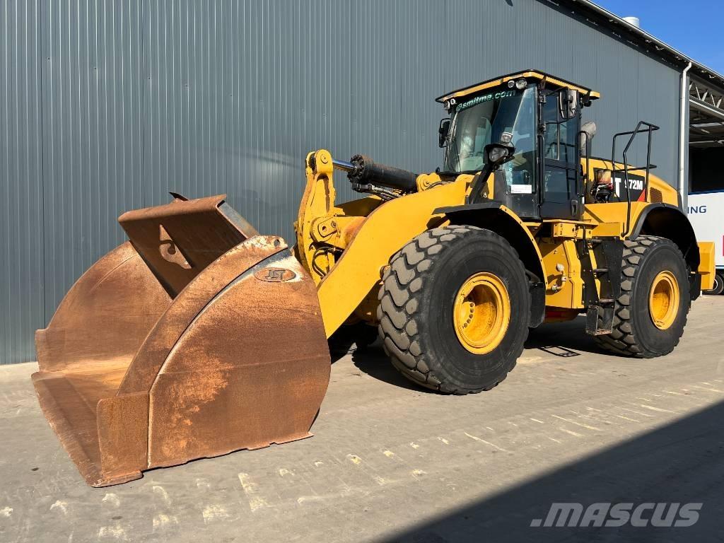CAT 972M Фронтальні навантажувачі