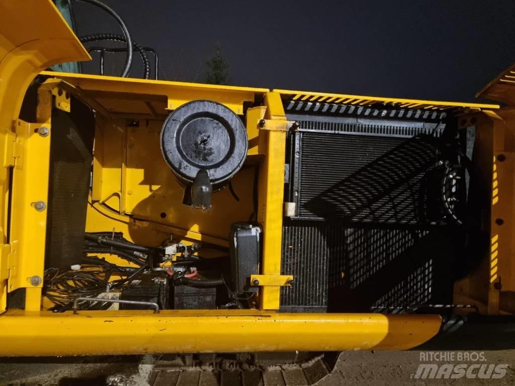 JCB JS 210 LC Гусеничні екскаватори