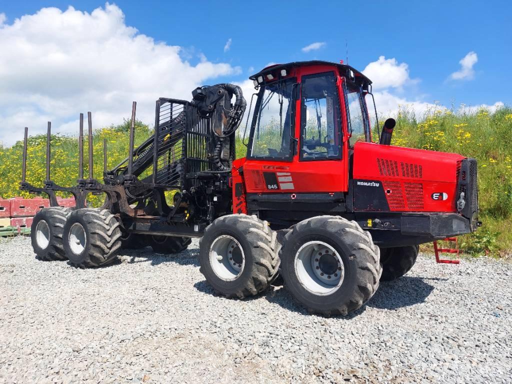 Komatsu 845 Форвардери