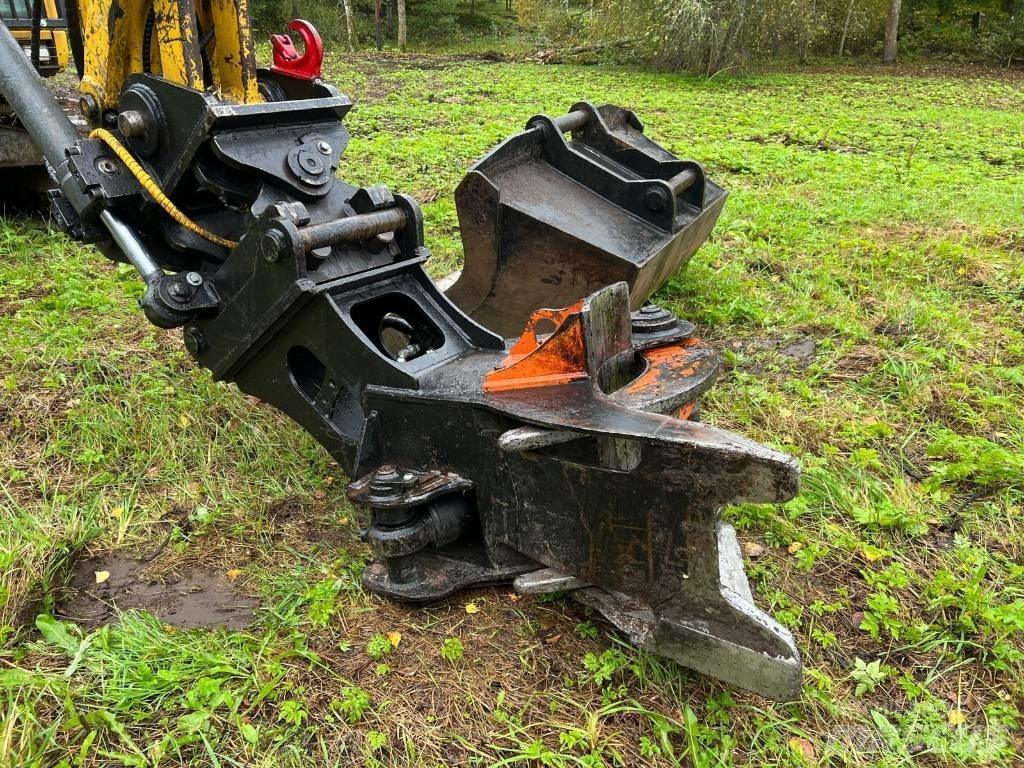 Komatsu PC138US-11 Гусеничні екскаватори