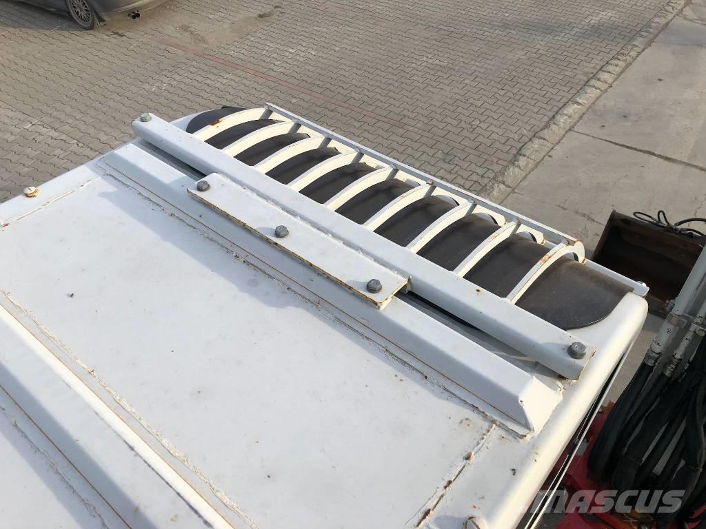 Takeuchi TB175W Колісні екскаватори