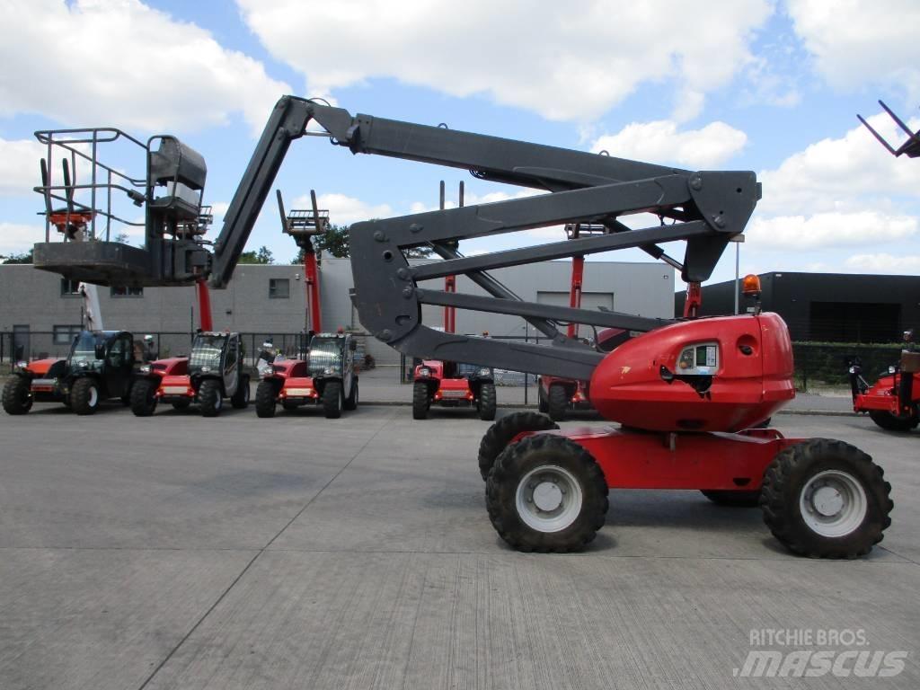Manitou 160 ATJ (397) Компактні самохідні стрілові підйомники