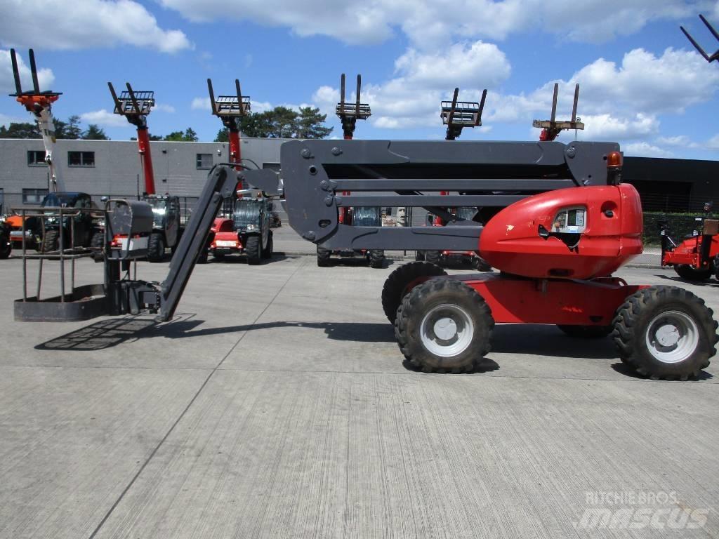 Manitou 160 ATJ (397) Компактні самохідні стрілові підйомники