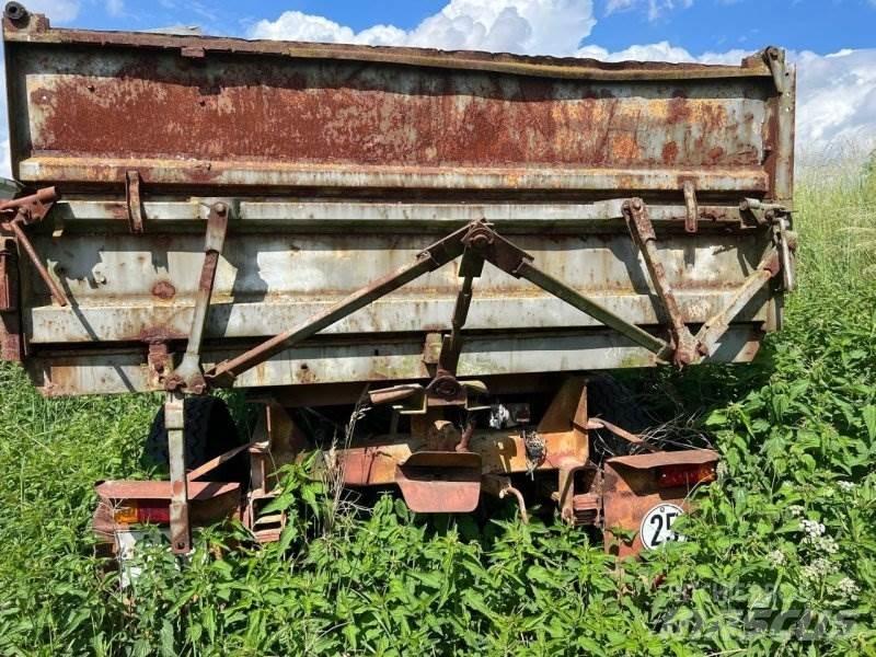 Fortschritt HW60 Причепи для тюків