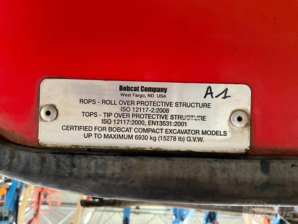 Bobcat E 35 / E 50 Кабіна