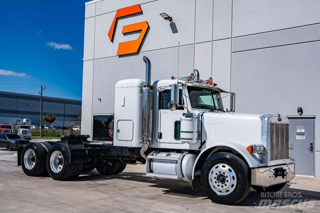 Peterbilt 379 Тягачі