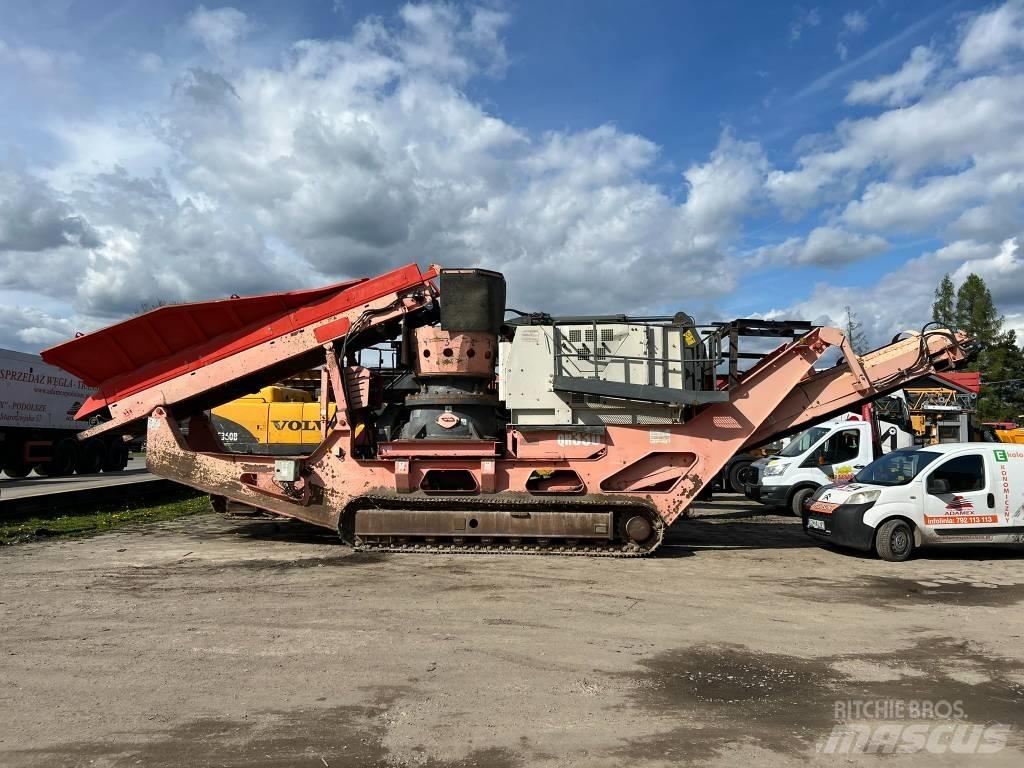 Sandvik QH 330 Мобільні дробарки