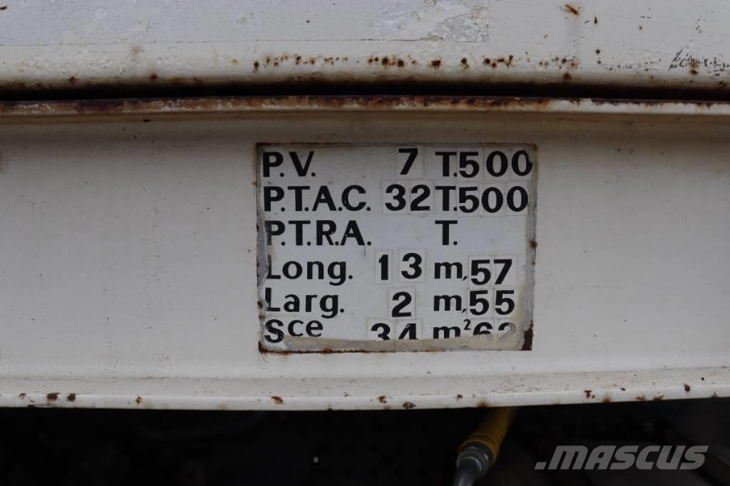 Castera 2SS33TS0A Трейлери колесного транспортного засобу