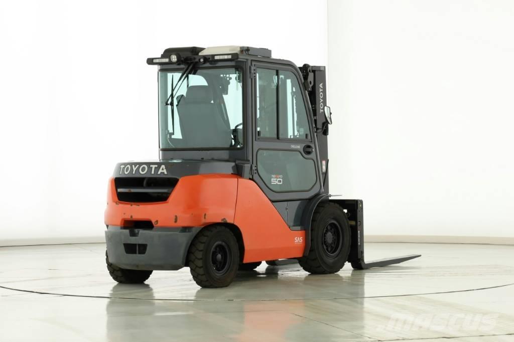 Toyota 40-8-FD-50-N Дизельні навантажувачі