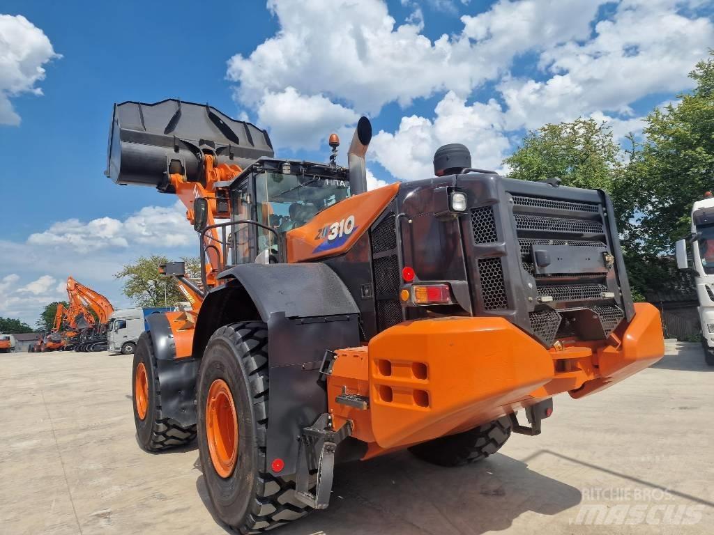 Hitachi ZW 310-6 Фронтальні навантажувачі