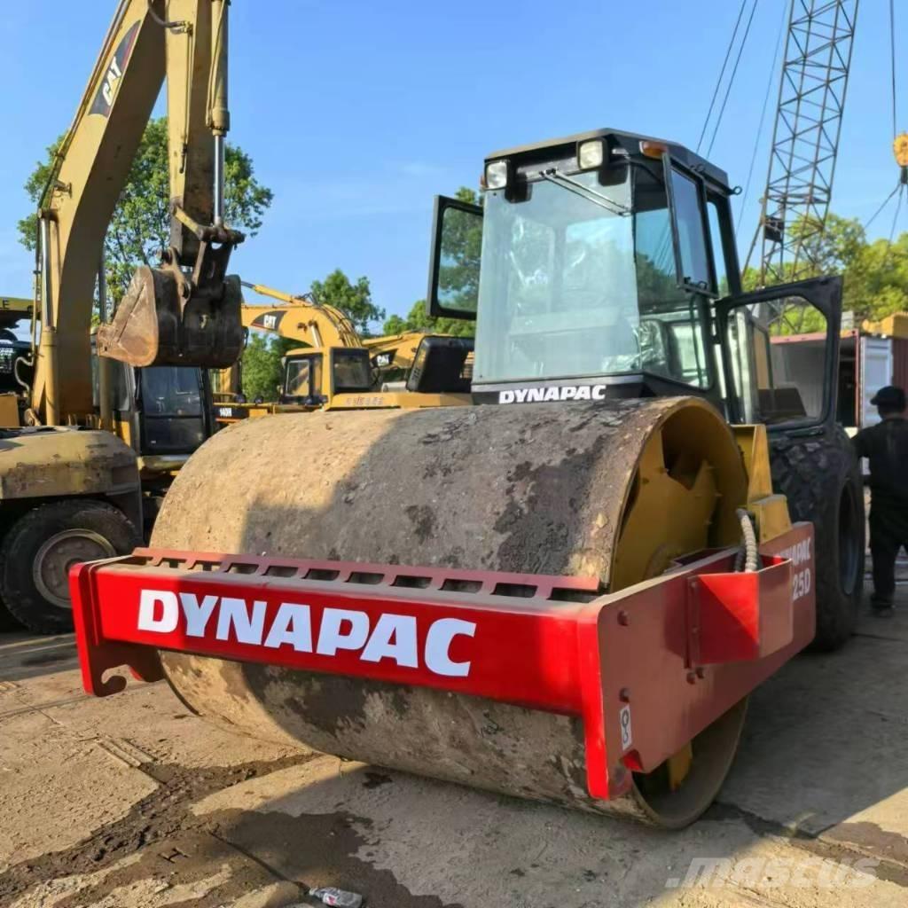 Dynapac CA 25 D Грунтові котки