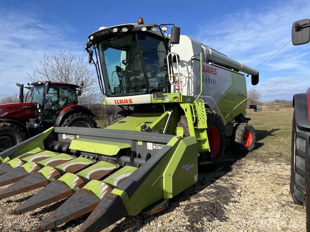 CLAAS Tucano 440 Зернозбиральні комбайни