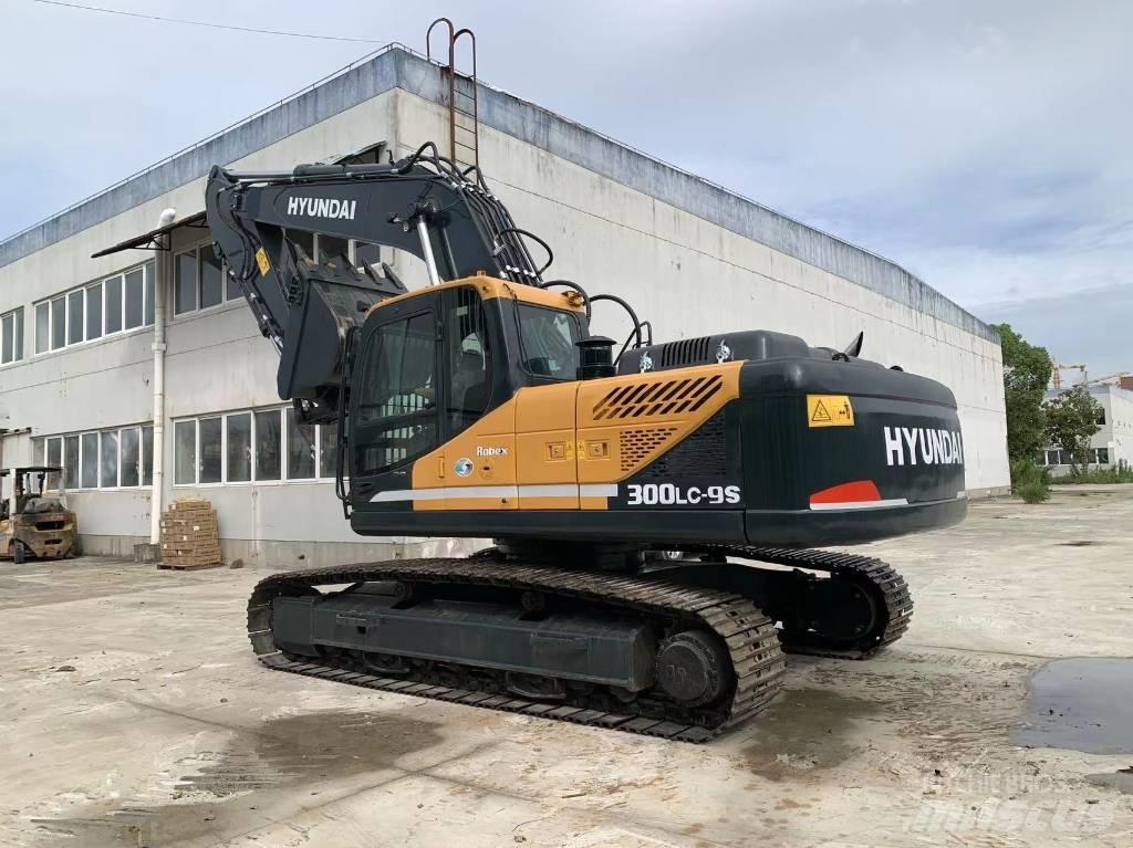 Hyundai R300LC-9S Гусеничні екскаватори