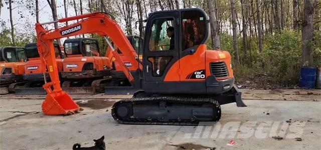 Doosan dx60 Гусеничні екскаватори