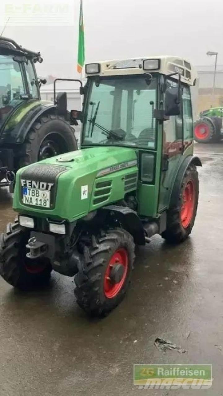 Fendt 206 Трактори