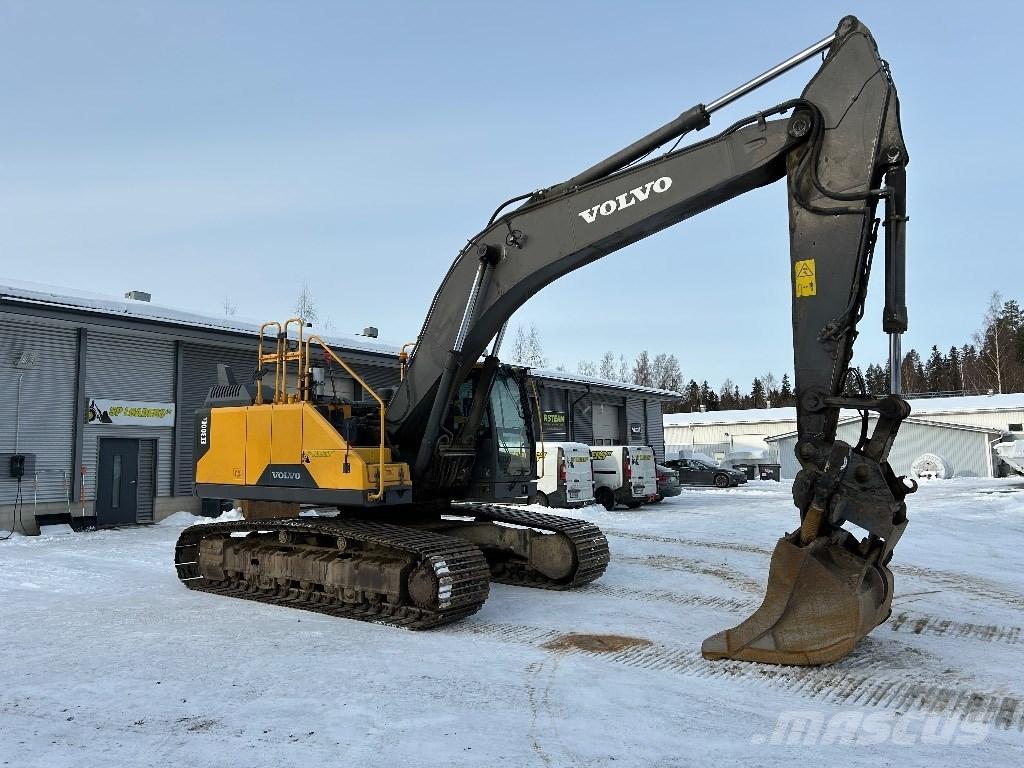 Volvo EC 300 EL Гусеничні екскаватори