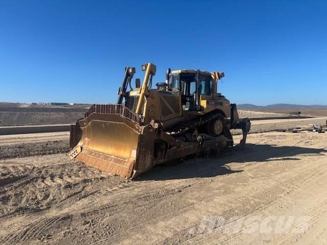 CAT D 8 T Гусеничні бульдозери