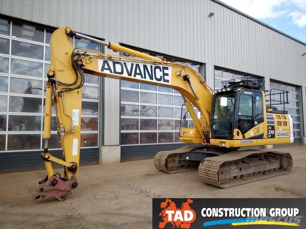 Komatsu PC210LC-11 Гусеничні екскаватори