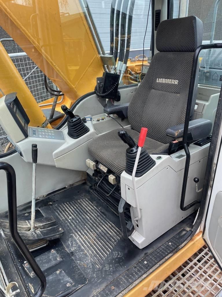 Liebherr R914 Гусеничні екскаватори