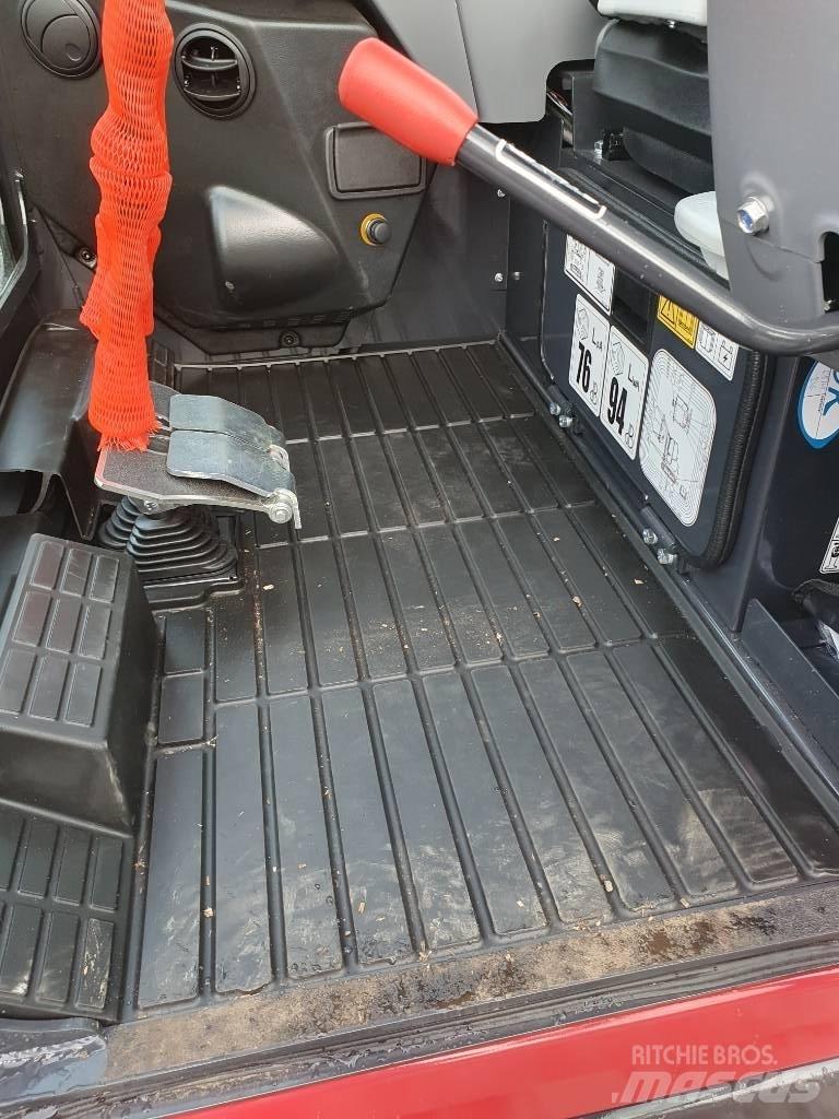 Yanmar SV26 Міні-екскаватори < 7т