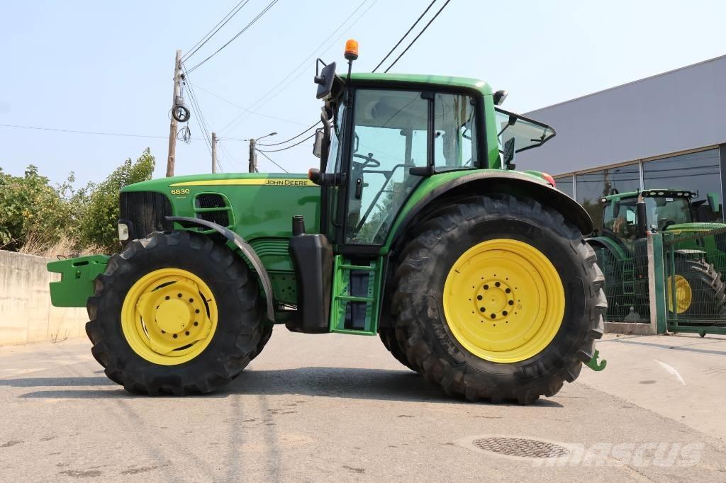 John Deere 6830 Трактори