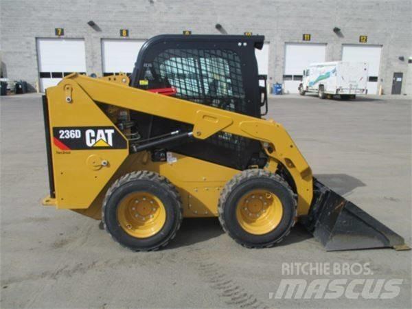 CAT 236 D Міні-навантажувачі
