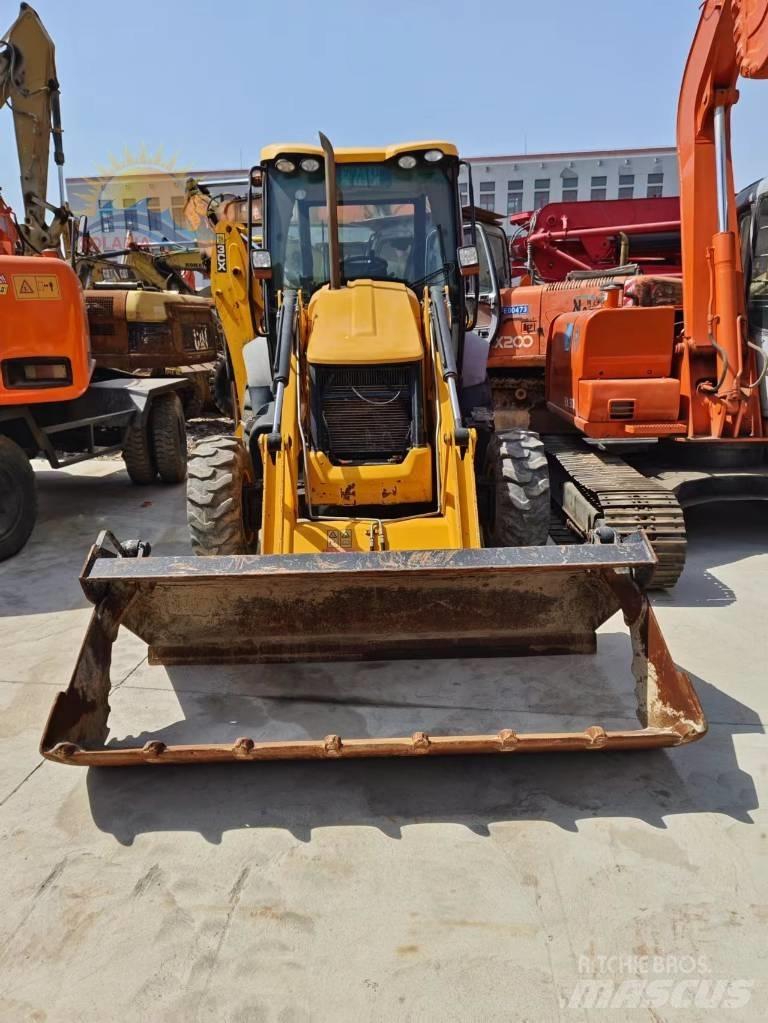 JCB 3CX Екскаватори-навантажувачі