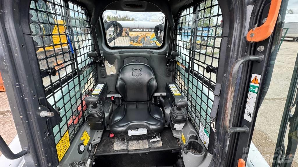 Bobcat T 770 Гусеничні вантажники