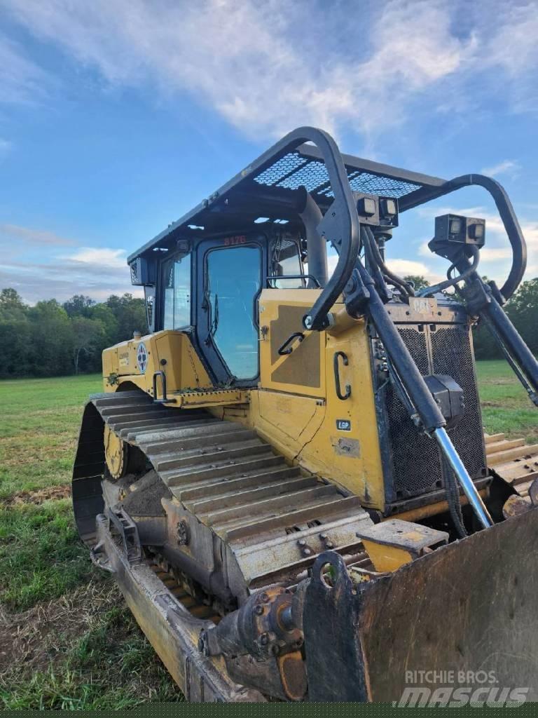 CAT D 6 Гусеничні бульдозери